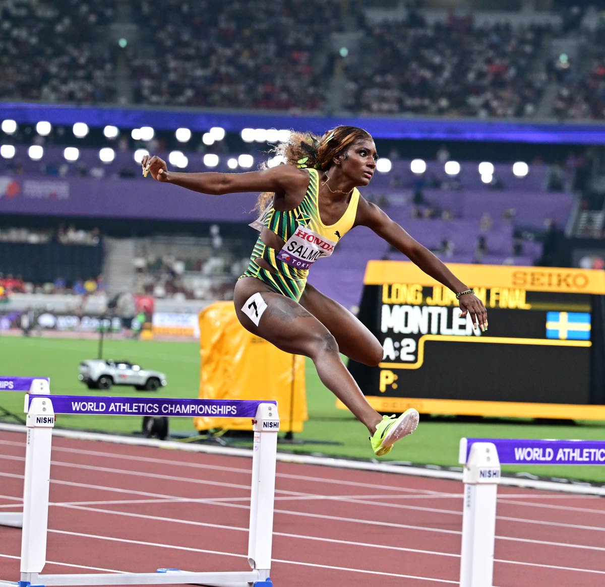 Shiann Salmon competes in heat three of the women’s 400-metre hurdles semi-finals. Salmon finished second in 54.03, securing her spot in the final. 