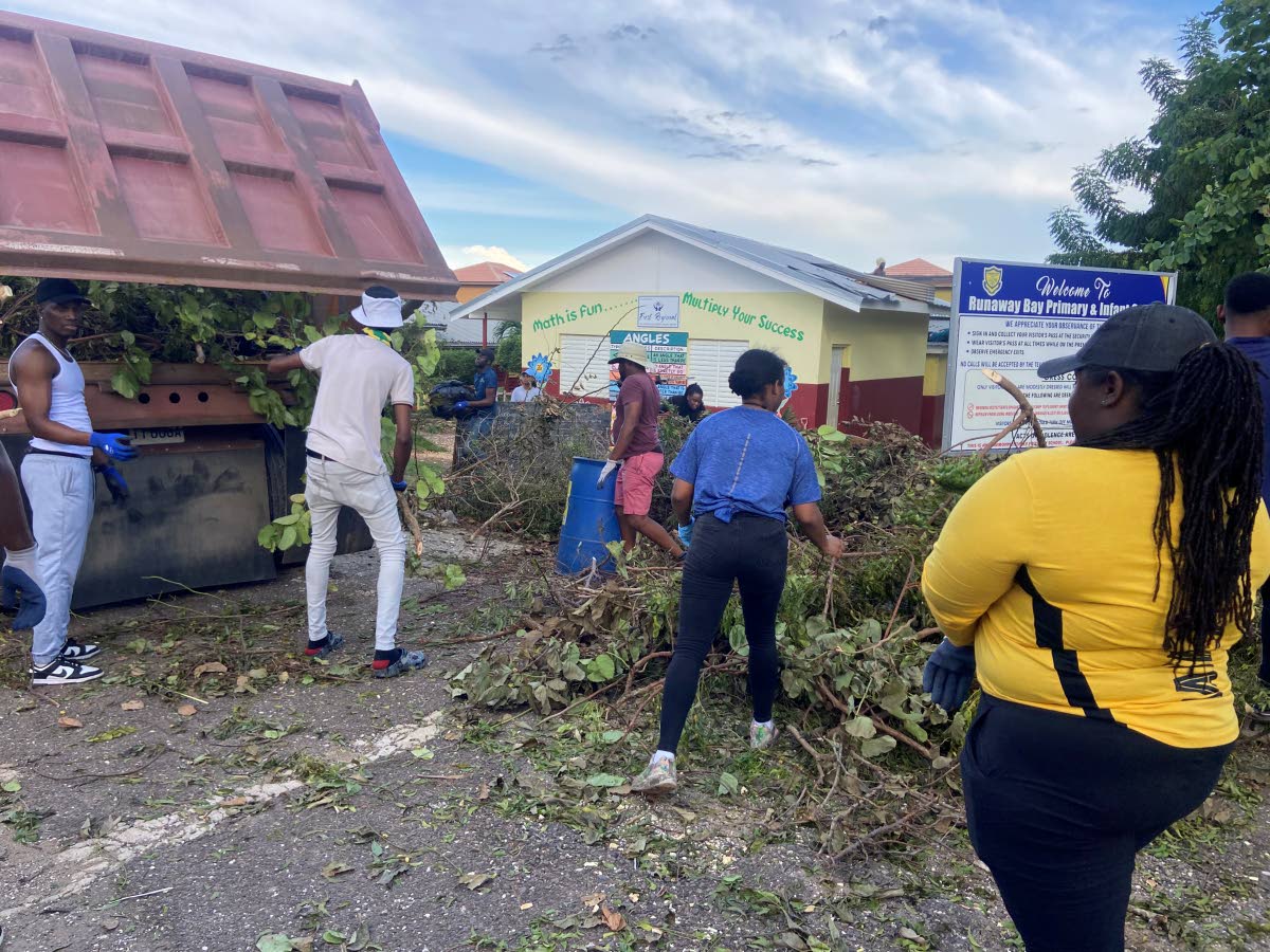 Lucky Clover Foundation volunteers at the Runaway Bay Primary and Infant School.