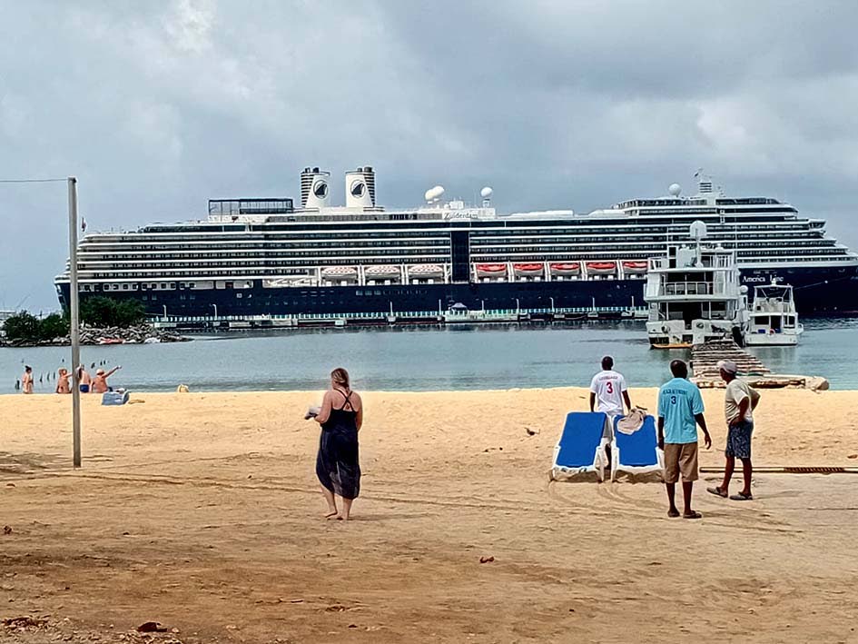 The Zuiderdam cruise ship.