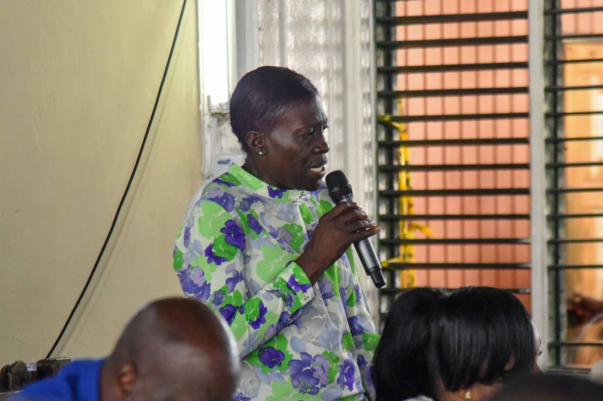 Correl Davis, councillor of the Mount Industry division, speaks about the garbage crisis affecting her constituents during Thrusday’s general sitting of the St Catherine Municipal Corporation in Spanish Town, St Catherine.