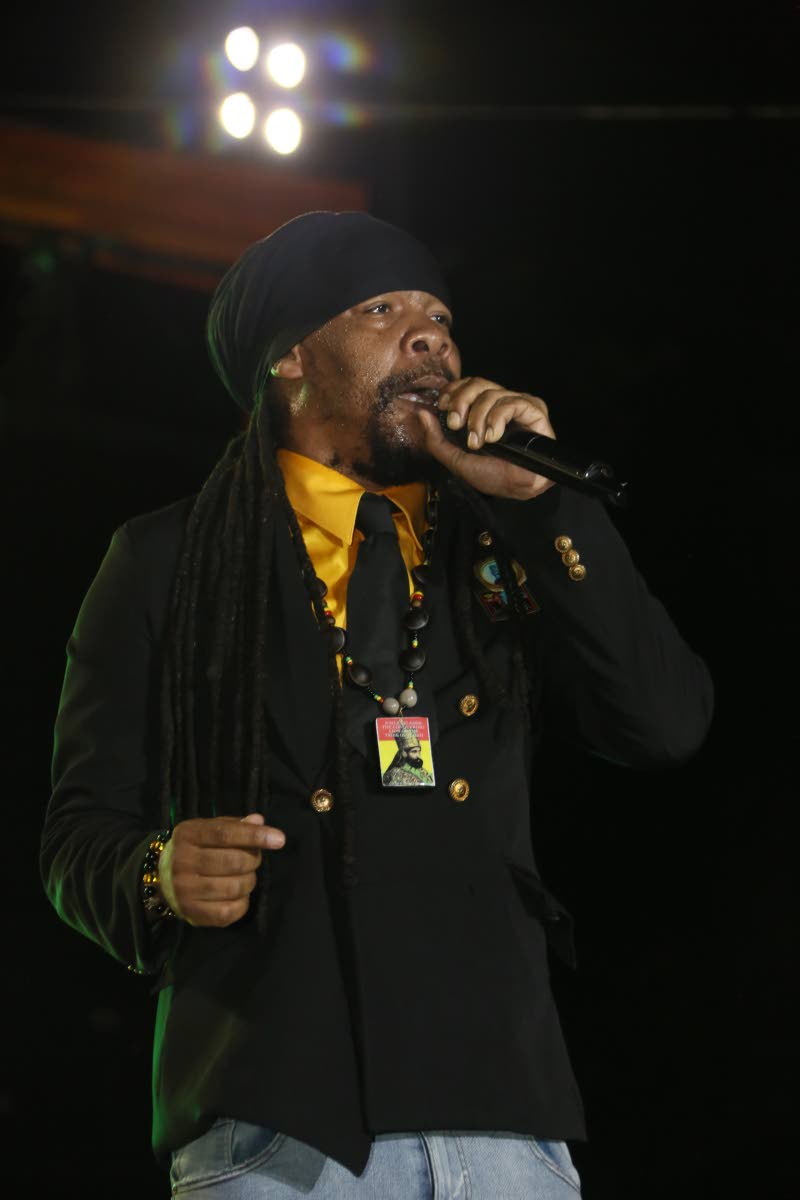 Turbulence delivers a message-driven performance, keeping spirits high as the festival raised support for storm-affected farmers and fisherfolk.
