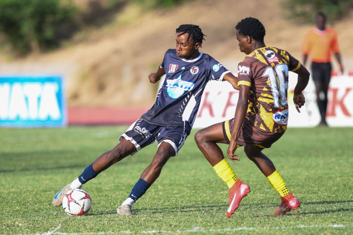 Jamone Lyle of Jamaica College.