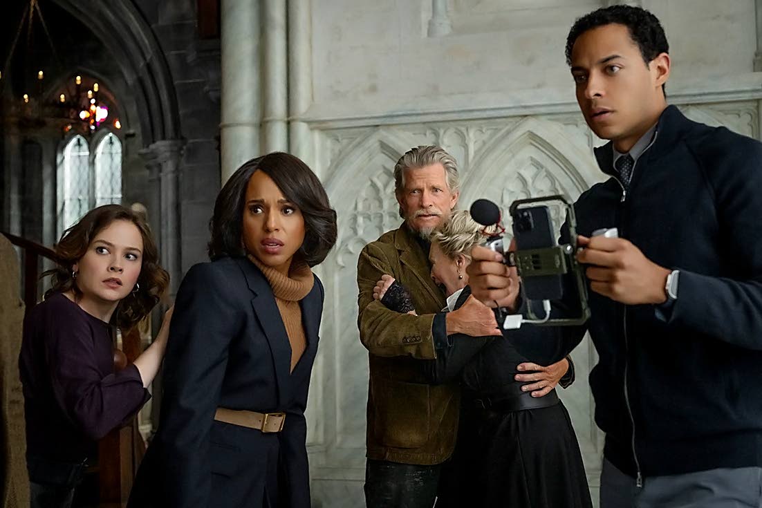 From left: Cailee Spaeny, Kerry Washington, Thomas Haden Church, Glenn Close, and Daryl McCormack in a scene from ‘Wake Up Dead Man: A Knives Out Mystery’.
