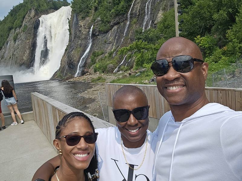Robert Shaw with his wife, Chantelle (centre) and their daughter, Shanai.