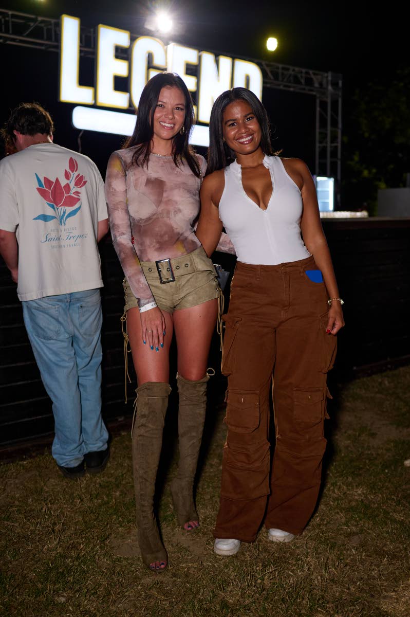 Dressed in neutrals for an epic night of music, Carly Cooper (left) and Kristina Kamicka keep it simple yet cute.