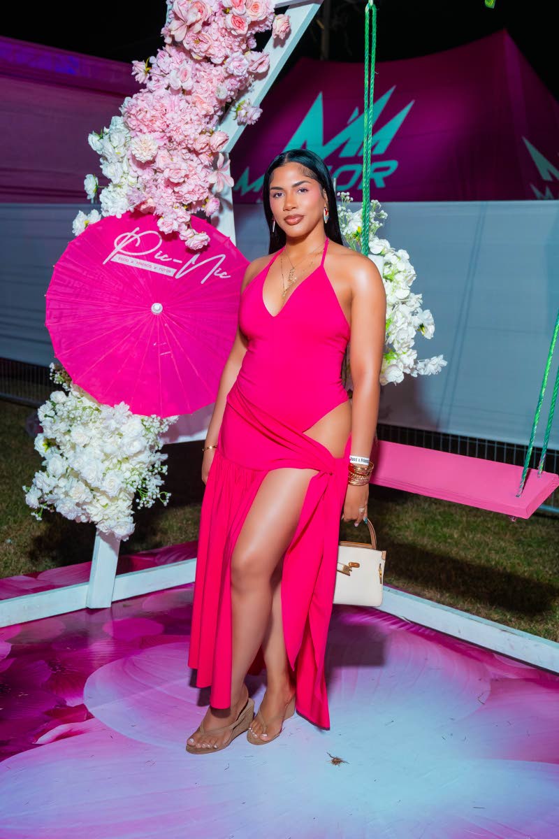 Above: Spotted on the Pic-Nic runway, Shacqueal Major strikes a pose for our lens.