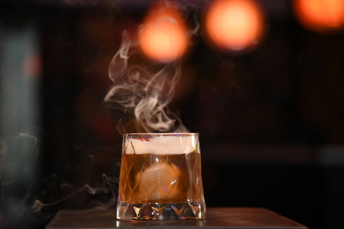 Here is a smoking look at the Worthy Park Old Fashioned drink.