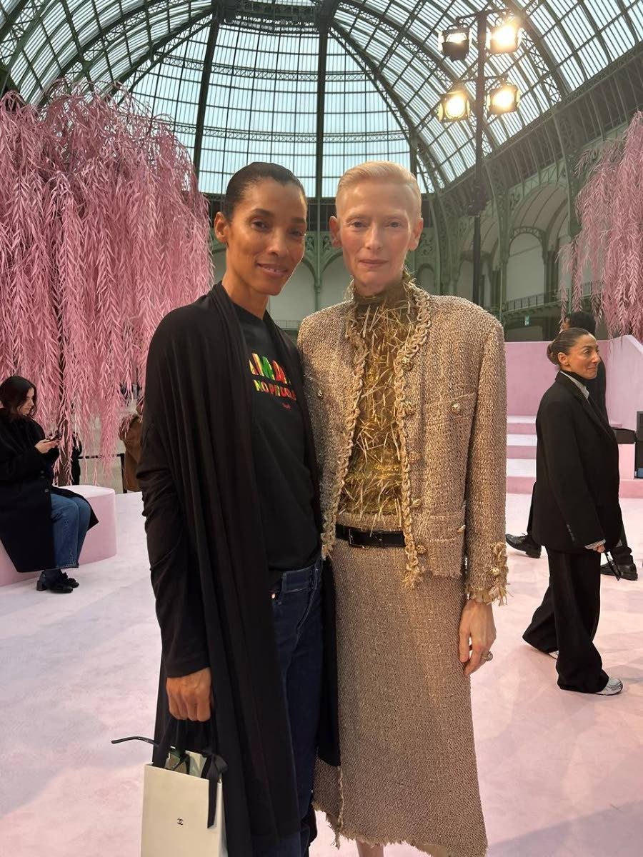 Gordon poses with movie star, Tilda Swinton (right) from ‘Avengers: Endgame’ on show day.