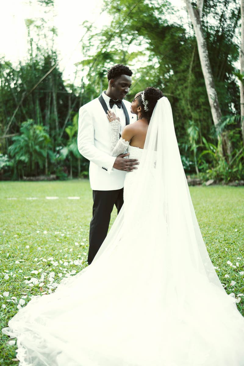 Introducing Mr and Mrs Thomas.