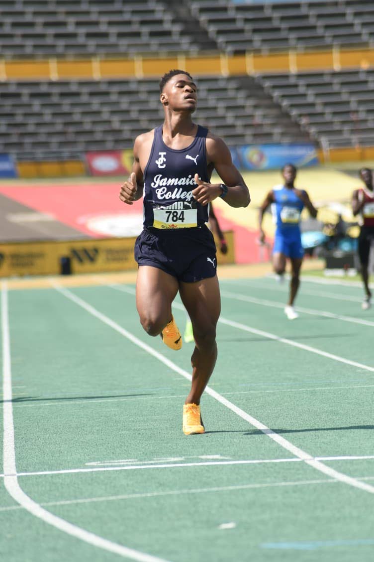 Makaelan Woods from Jamaica College wins heat 3 of the Class 1 boys 400m at Champs 2026.