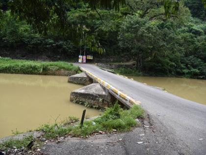 Flat Bridge in the Bog Walk Gorge, St Catherine.