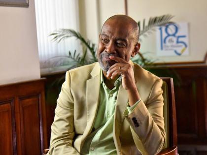 Even with years of forecasting, Evan Thompson’s curiosity about the forces behind the weather never fades. In fact, he says, he’s always learning.