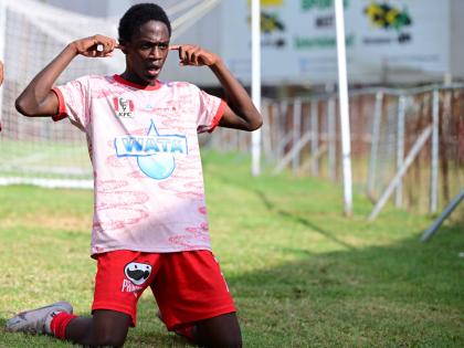 Savi-K Morton of Mona High