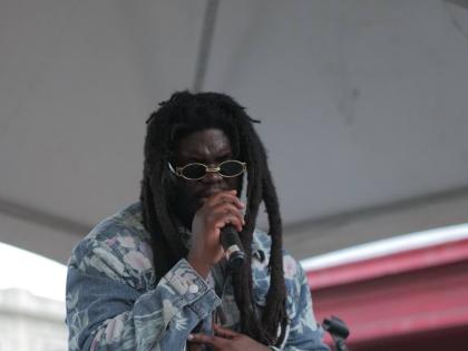 Grammy-nominated artiste Mortimer enthrals the audience at the Artwalk Festival Gran’ Market on Sunday.
