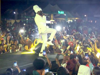Sizzla served up some of his hits as he celebrated 30 years in music at Rise to the Occasion  held on Sunday, October 19, at Sabina Park, Kingston.