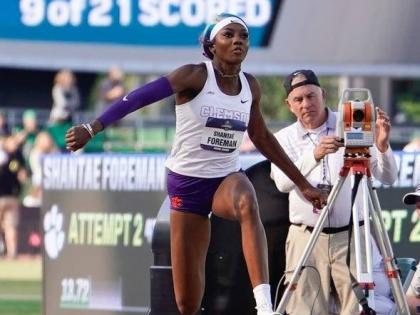 
Shantae Foreman in action for Clemson University.