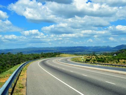 The Clarendon exit of Highway 2000 (East-West) in March 2016.