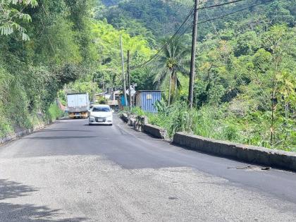 Patching along the Junction main road near Castleton Gardens.