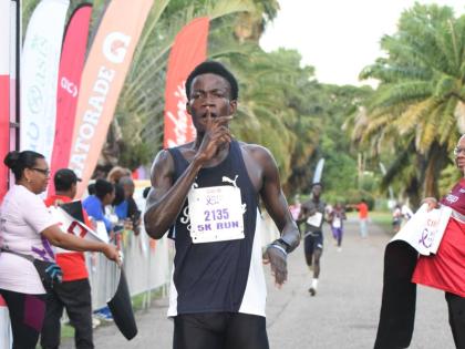 Jamaica College’s Evans Tetteh