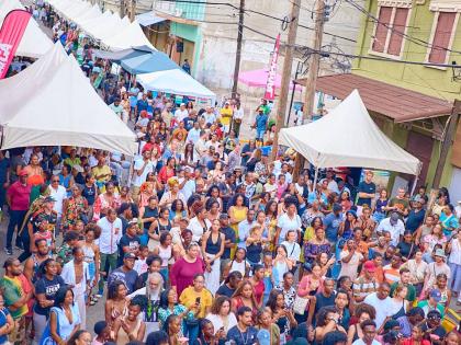 A scene from a Kingston Creative Artwalk concert.