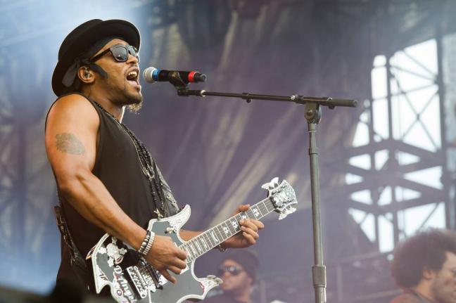 D’Angelo performs at the ‘Made In America’ music festival in Philadelphia on September 1, 2012.