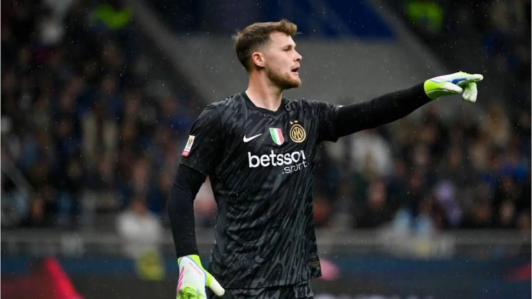 Inter Milan goalkeeper Josep Martínez