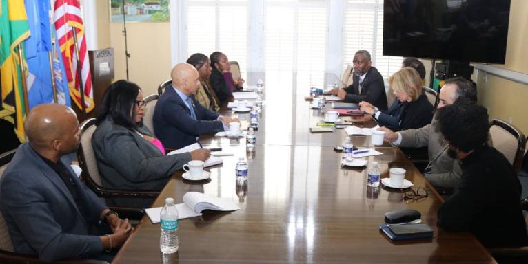 Major General (Ret’d) Antony Anderson (second left), Jamaica’s ambassador to the United States and permanent representative to the Organization of American States, discusses security cooperation, counterterrorism, cybersecurity and drug abuse preventio