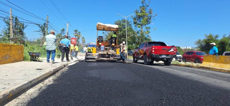Asphalting of Howard Cooke Boulevard in St James.